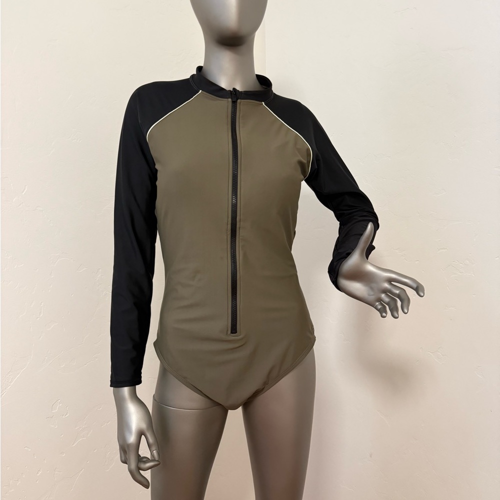 All in Motion Women’s Long Sleeve Mock Neck One-Piece‎ Rash Guard Swimsuit